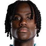  信仰守护赛场瞬间；查洛巴脚踝未断，感恩主恩典。 体育新闻 信仰守护赛场瞬间；查洛巴脚踝未断，感恩主恩典。 体育新闻