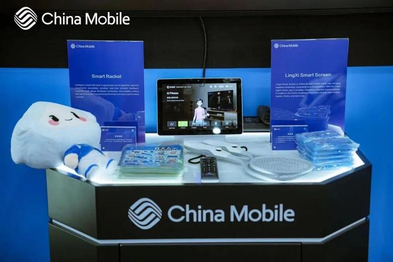  家庭AI入口悄然转变；灵犀屏以中枢姿态登场，中国移动生态优势凸显。 IT技术 家庭AI入口悄然转变；灵犀屏以中枢姿态登场，中国移动生态优势凸显。 IT技术 家庭AI入口悄然转变；灵犀屏以中枢姿态登场，中国移动生态优势凸显。 IT技术