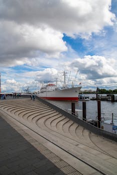 光环崩塌的必然性：金融精英职业逻辑的逆向推演