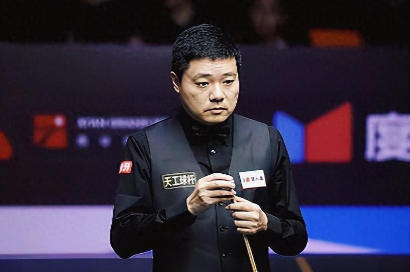  【技术解码】143分背后的精准控制：斯诺克单杆高分的技术要素与心态博弈 体育新闻