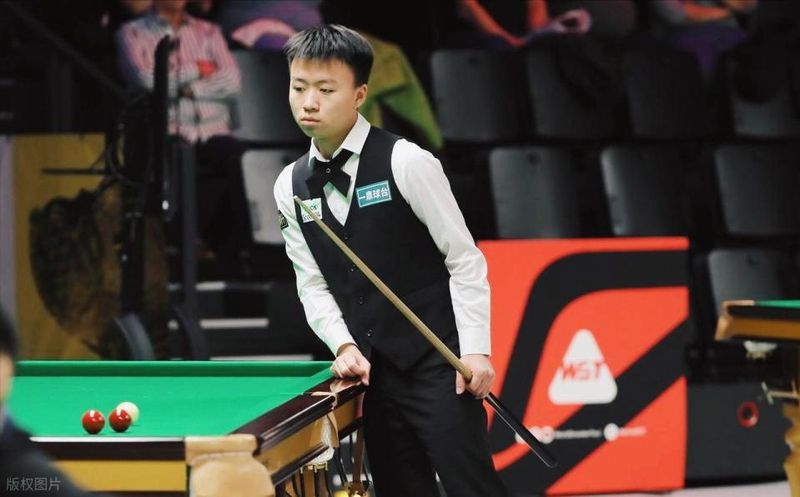  【技术解码】143分背后的精准控制：斯诺克单杆高分的技术要素与心态博弈 体育新闻