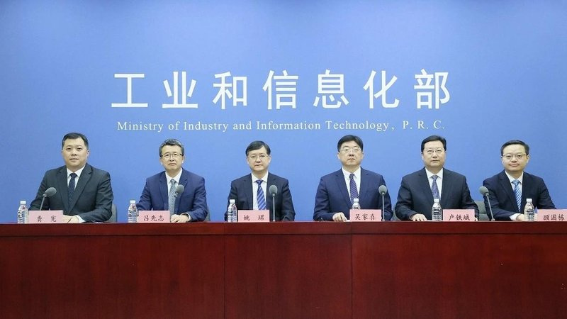  【深度技术解析】可灵3.0发布：AI模型进化背后的技术跃迁与产业格局重塑 IT技术