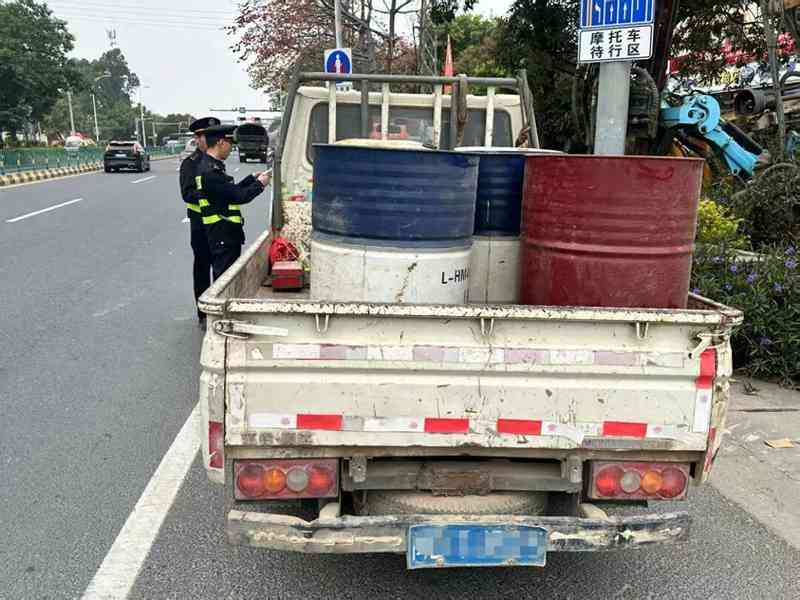  【技术深度】柴油运输合规红线：厦门324国道案件背后的危化品运输法规全解 新闻